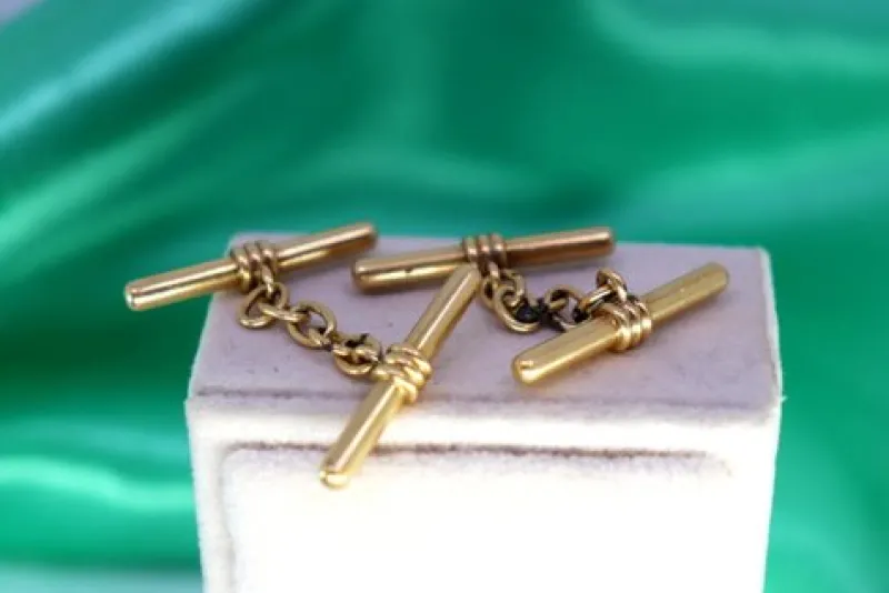 Pamono Gold Cufflinks in the Shape of Crossbars and Curls in the Center, Set of 2> Cufflinks