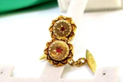 Sale Pamono Gold Cufflinks with Reliefs and Red Stone, Set of 2