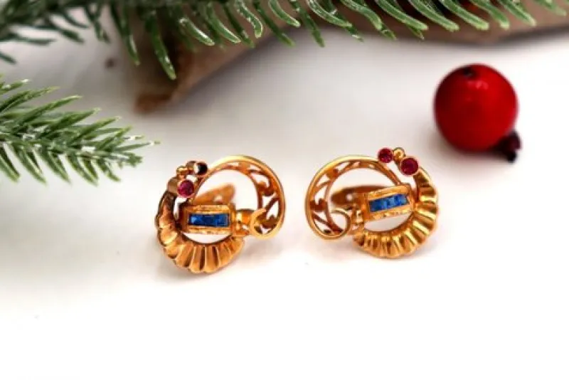 Discount Pamono Gold Earrings with Art Deco Style Windings and Synthetic Stones, Set of 2