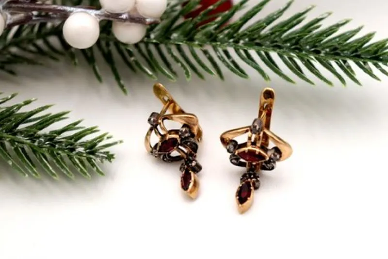 Pamono Gold Earrings with Diamond Chips and Garnets Inlaid, Set of 2> Earrings