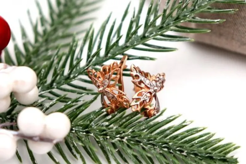 Best Pamono Gold Earrings with Leaf-Shaped Diamond Chips, Set of 2