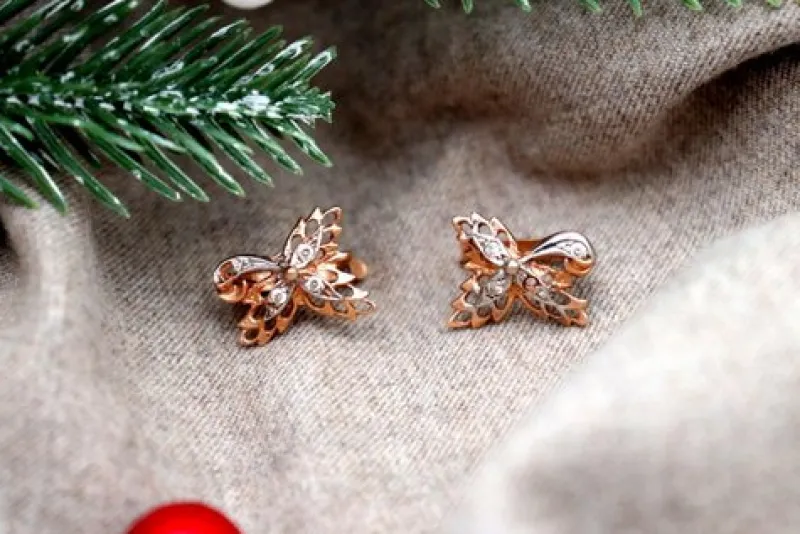 Best Pamono Gold Earrings with Leaf-Shaped Diamond Chips, Set of 2