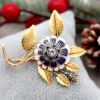 Outlet Pamono Gold Flower Shaped Brooch