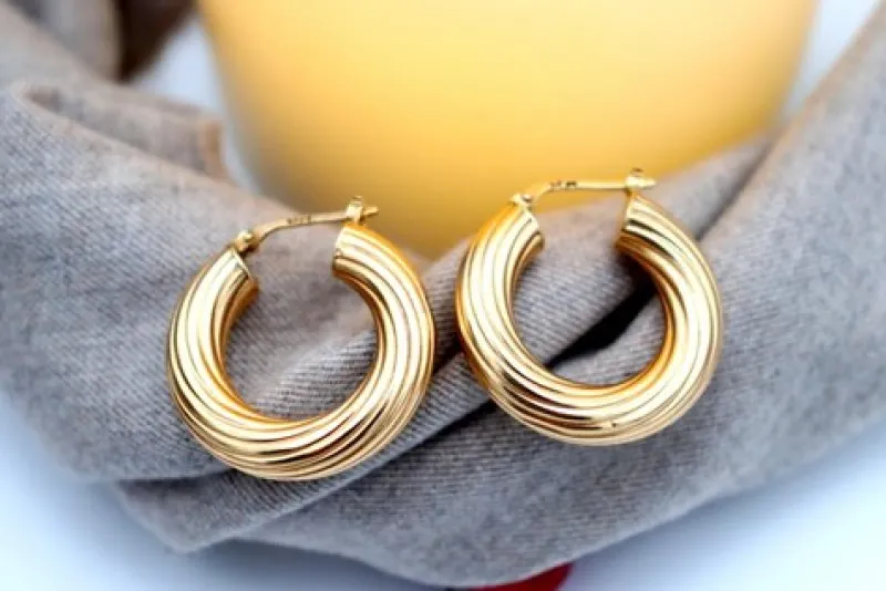 Outlet Pamono Gold Hoops with Reliefs and Friezes, Set of 2