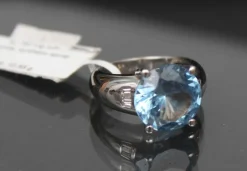 Pamono Gold Ring with Diamonds and Synthetic Spinel, 2000s><noscript><img width=