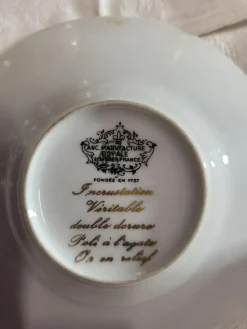 Pamono Gold-Plated Service from L' Ancienne Manufacture Royale de Limoges, France, 1980s, Set of 75><noscript><img width=