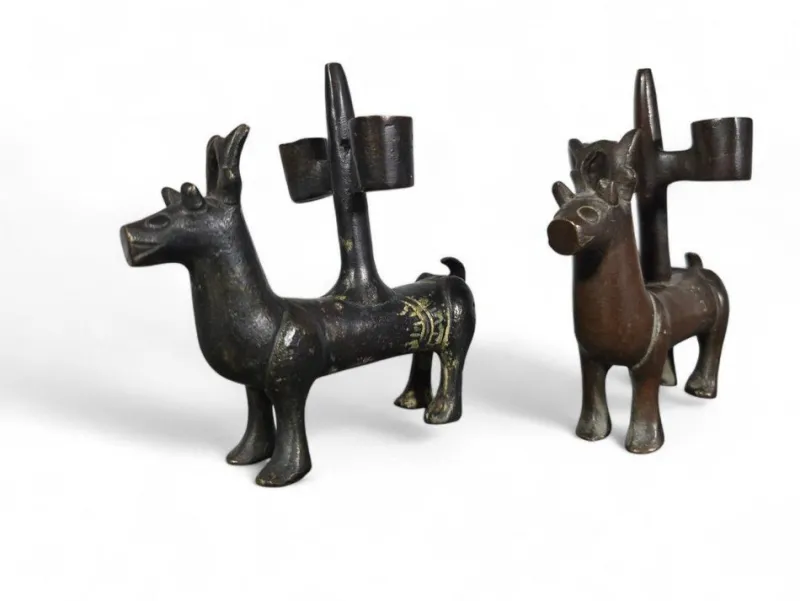 Pamono Gothic Bronze Candlesticks, Germany, 1380s, Set of 2> Candleholders