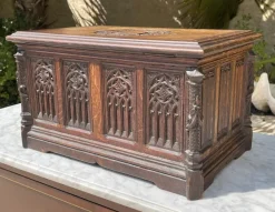 Pamono Gothic Style Box in Oak><noscript><img width=