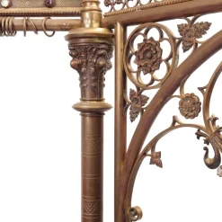 Pamono Gothic-Style Sacred Setting><noscript><img width=