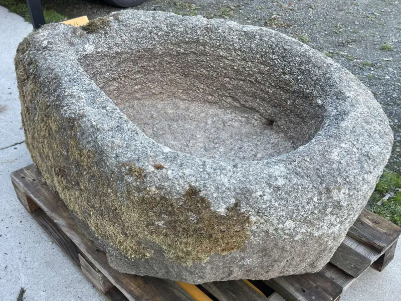 Pamono Granite Trough, 19th Century> Garden Accessories