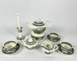 Pamono Green Burgenland Coffee and Tea Set in Porcelain from Villeroy & Boch, Germany, 1980s, Set of 13><noscript><img width=