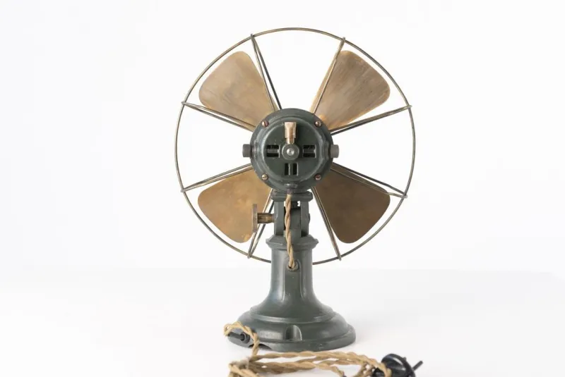 Pamono GU 11 Fork Fan by Prof. Peter Behrens for AEG Berlin, 1909, Germany
