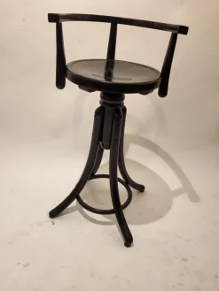 Sale Pamono Hairdressing Chair for Children from Thonet, 1890s