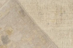 Online Pamono Hand-Knotted Rug with Muted Pattern from R&K Principal Jahanshah Nazmiyal