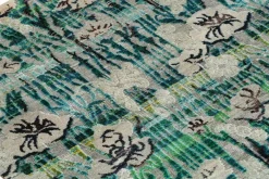 Pamono Hand-Knotted Silk Floral Rug from R&K Principal Jahanshah Nazmiyal><noscript><img width=