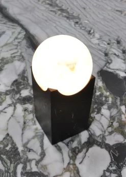 Pamono Handmade Big Eclipse Lamp in Black Marquina Marble from Fiam><noscript><img width=