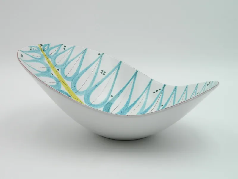 Pamono Hand-Painted Free-Form Faience Bowl by Stig Lindberg for Gustavsberg Sweden, 1960s> Bowls