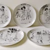 Pamono Hand-Painted Plates by Raimond Peynet for SCI Laveno, 1960s, Set of 5> Dinner Plates & Bowls