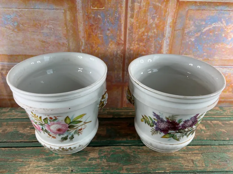 Pamono Hand-Painted Porcelain Jardinieres, Early 1900s, Set of 2> Planters And Jardiniere