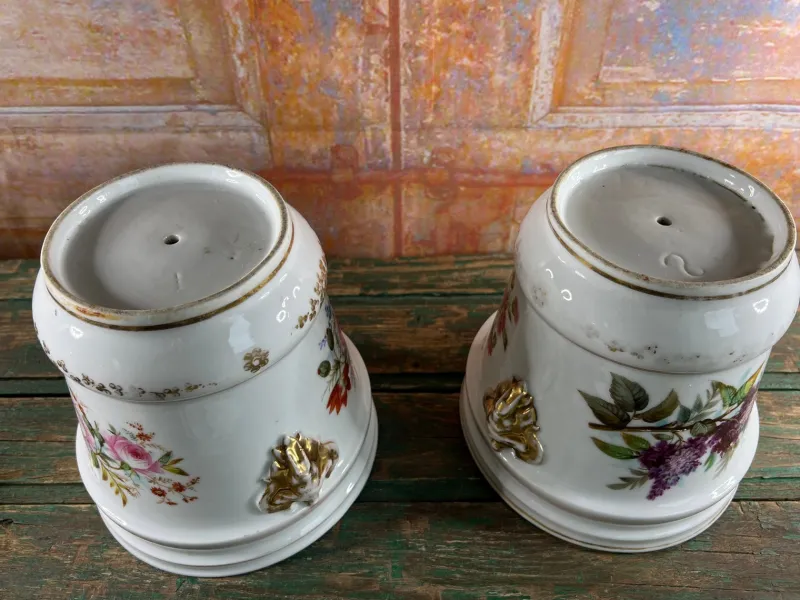 Pamono Hand-Painted Porcelain Jardinieres, Early 1900s, Set of 2> Planters And Jardiniere