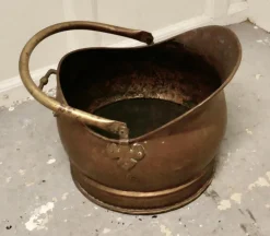 Pamono Helmet Coal Scuttle in Brass, 1930><noscript><img width=
