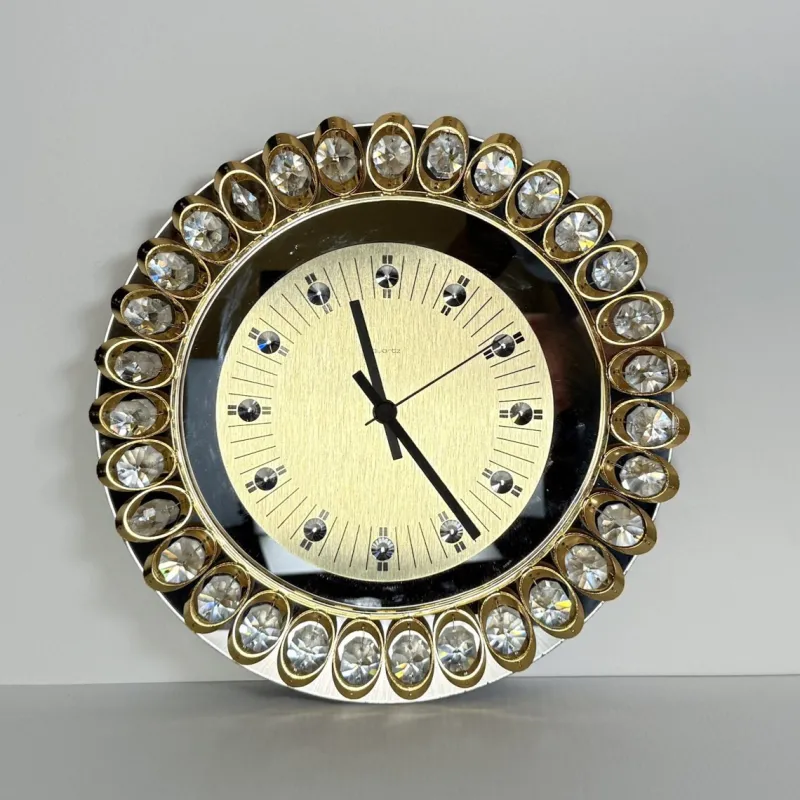 Online Pamono Hollywood Regency Gold and Crystal Clock from Junghans, 1970s