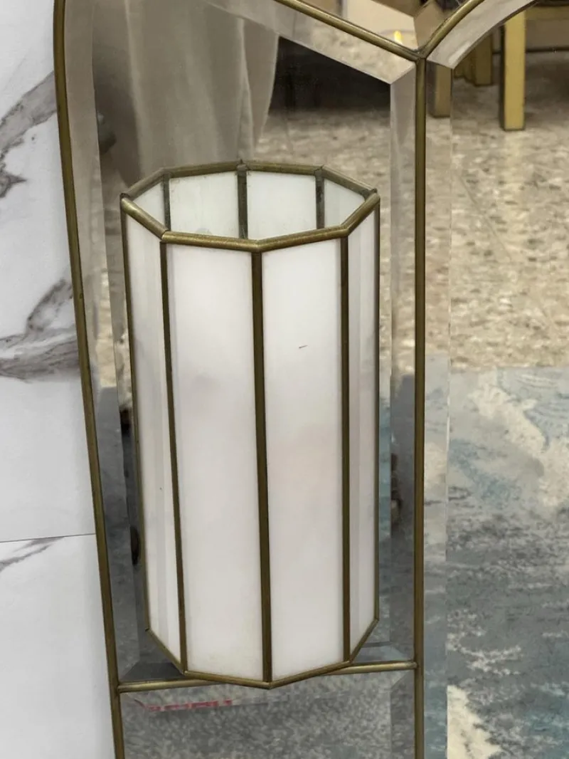 Pamono Hollywood Regency Wall Mirror with Wall Lights, 1970s> Mirrors