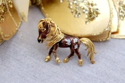 Best Pamono Horse Shaped Gold Brooch with Enamel Applications and Diamonds