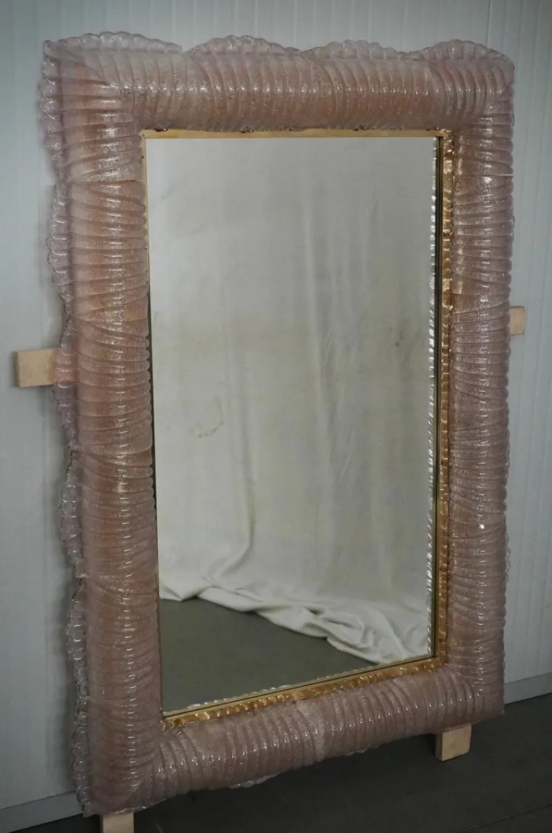 Outlet Pamono Illuminated Pink Murano Glass and Brass Wall Mirror, 2000s