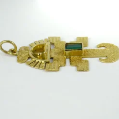Pamono Inca God Icon 18k Yellow Gold Emerald Charm Pendant, 1960s><noscript><img width=
