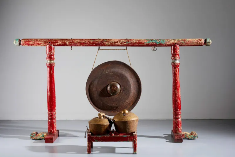Pamono Indonesian Traditional Gong and Bonang, 1800s, Set of 2> Garden Accessories