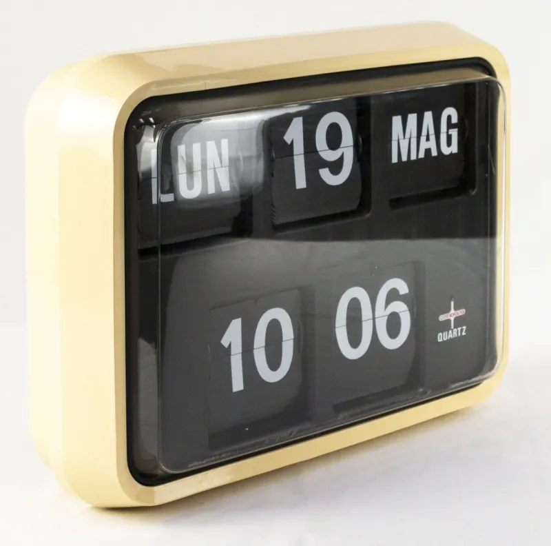 New Pamono Industrial Sideral 17 Flip Clock from Cotini, 1980s