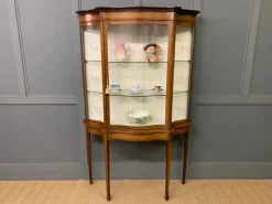 Pamono Inlaid Mahogany Display Cabinet from Maple & Co., 1900> Cabinets & Wardrobes