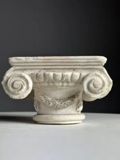Pamono Ionic Hand Carved Marble Capital> Pedestals And Columns