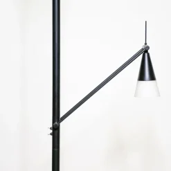 Hot Pamono Iron Floor Lamp, 1980s