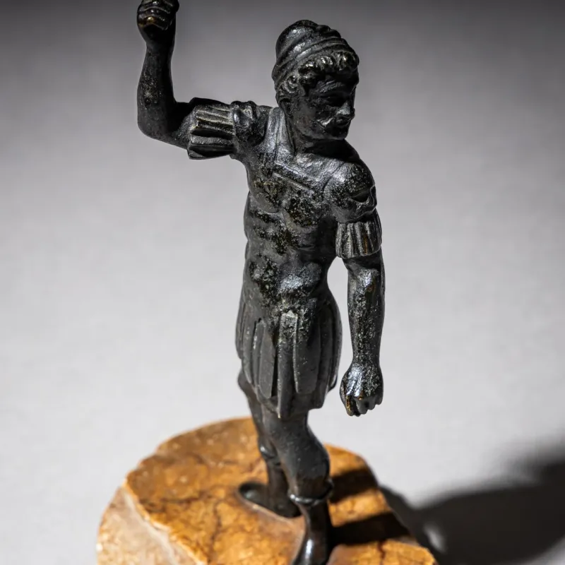 Outlet Pamono Italian Artist, Statuette of a Venetian Mercenary, 16th-17th Century, Bronze
