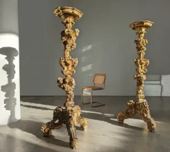 Pamono Italian Baroque Torcheres in Golden Wood, 1800s, Set of 2> Pedestals And Columns