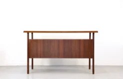 Pamono Italian Desk in Teak, 1960s><noscript><img width=