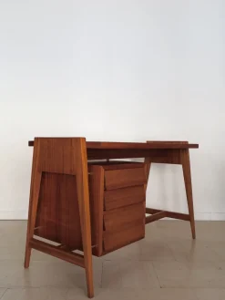 Pamono Italian Desk with Glass Top and Brass Details, 1950s> Desks