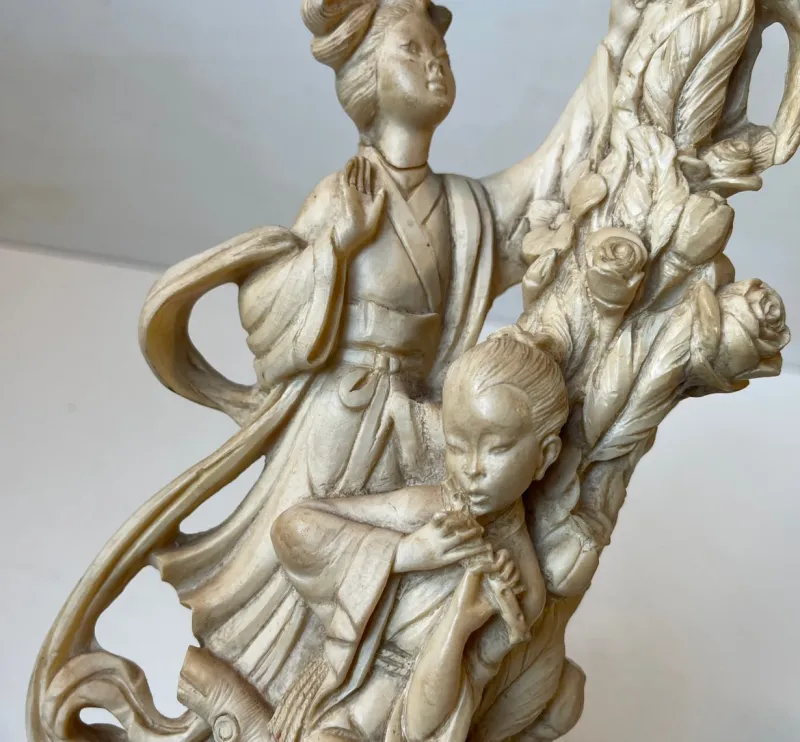 Pamono Italian Geisha Faux Ivory Table Lamp by Amilcare Santini, 1940s> Table Lamps