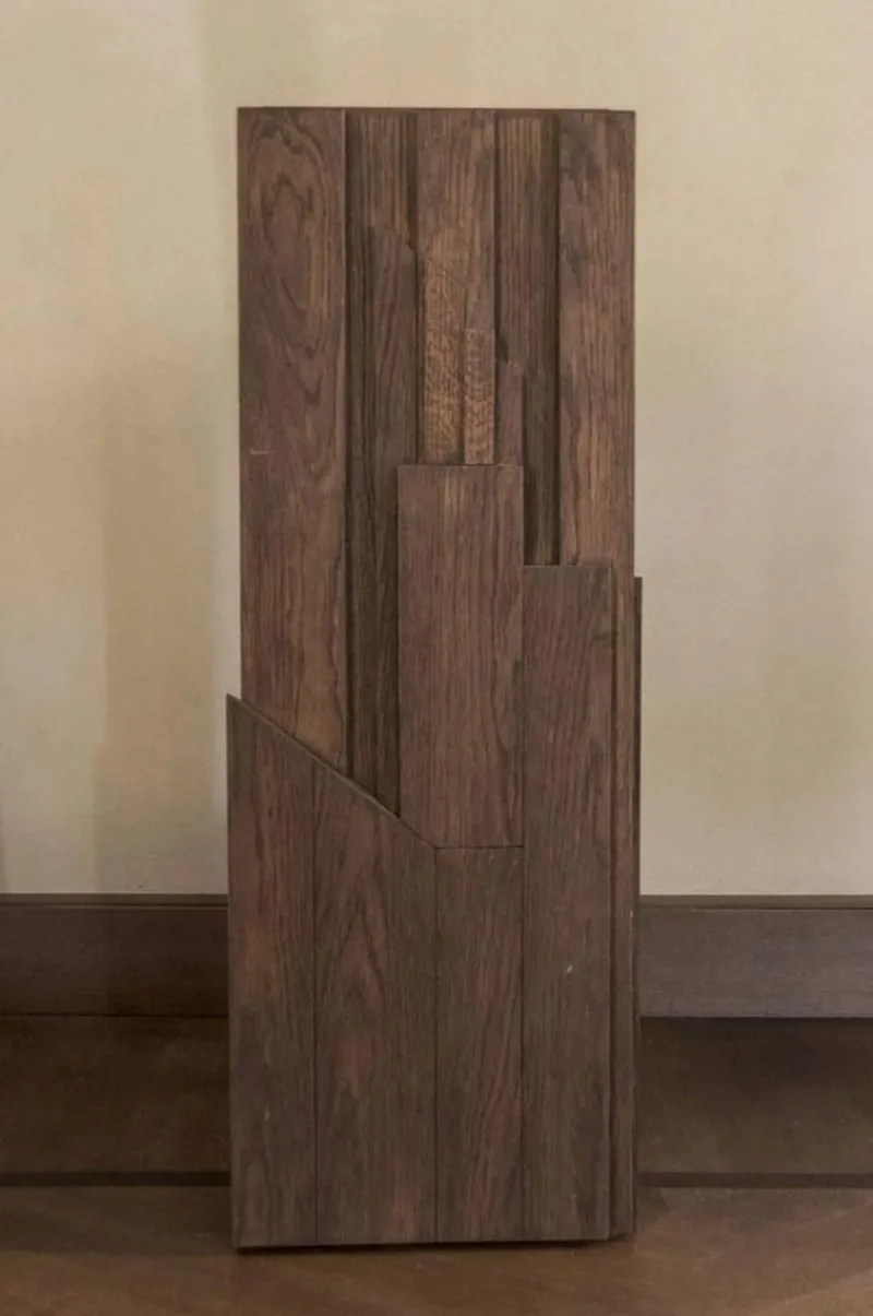 Pamono Italian Hand-Carved Oak Wood Column by Dimore Di Lucia Valzelli> Pedestals And Columns