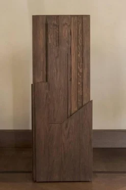 Pamono Italian Hand-Carved Oak Wood Column by Dimore Di Lucia Valzelli><noscript><img width=