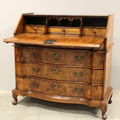 Clearance Pamono Italian Louis XV Secretaire in Walnut, 18th Century