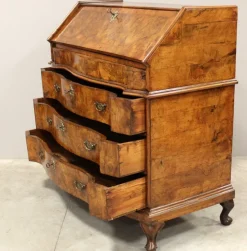 Clearance Pamono Italian Louis XV Secretaire in Walnut, 18th Century
