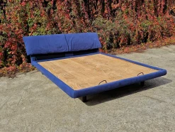Pamono Italian Modernist Marlo Bed attributed to Afra and Tobia Scarpa for Molteni, 1982><noscript><img width=
