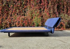 Pamono Italian Modernist Marlo Bed attributed to Afra and Tobia Scarpa for Molteni, 1982><noscript><img width=