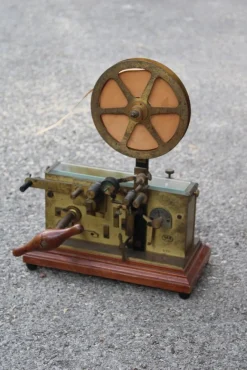 Pamono Italian Morse Telegraph in Brass, 1880s> Electronics