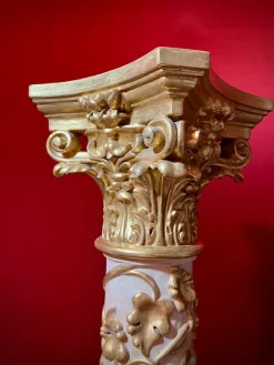 Pamono Italian Pedestal Column in White Lacquer and Gold Leaf><noscript><img width=