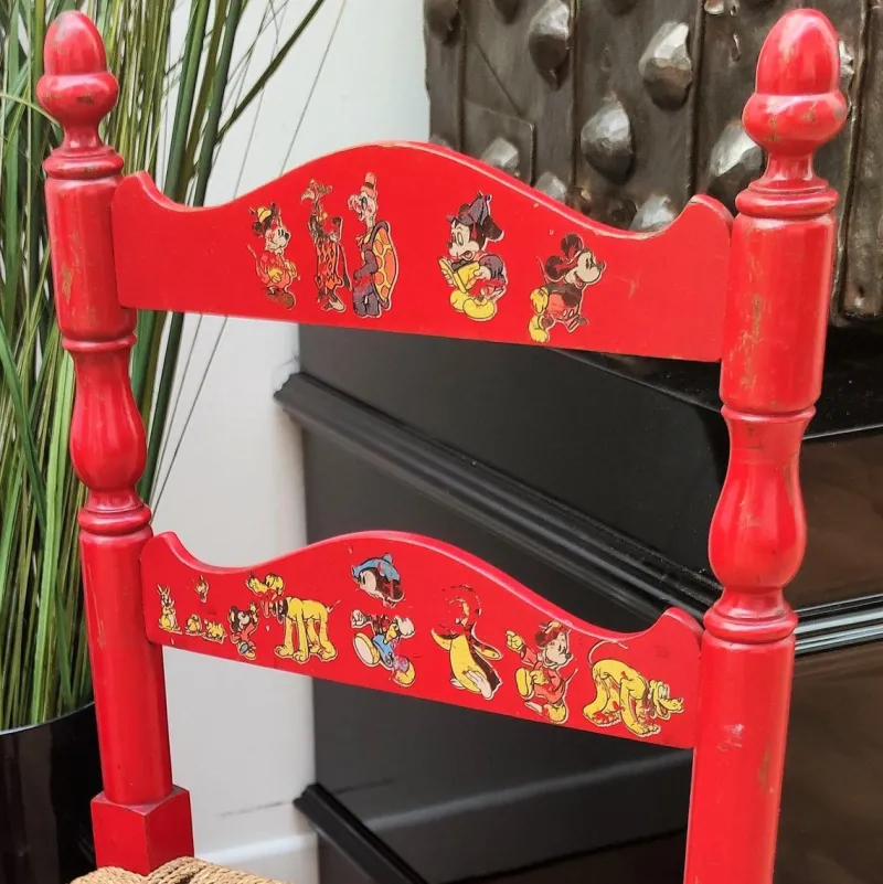 Pamono Italian Red Wood and Rope Rush Kids Children Chair with Disney Graphics> Children's Chairs