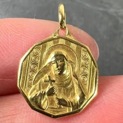 Pamono Italian Saint Therese 18k Yellow Gold Charm Medal Pendant, 1950s><noscript><img width=
